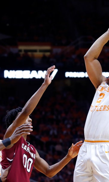 No. 1 Vols visit No. 5 Kentucky to start demanding stretch